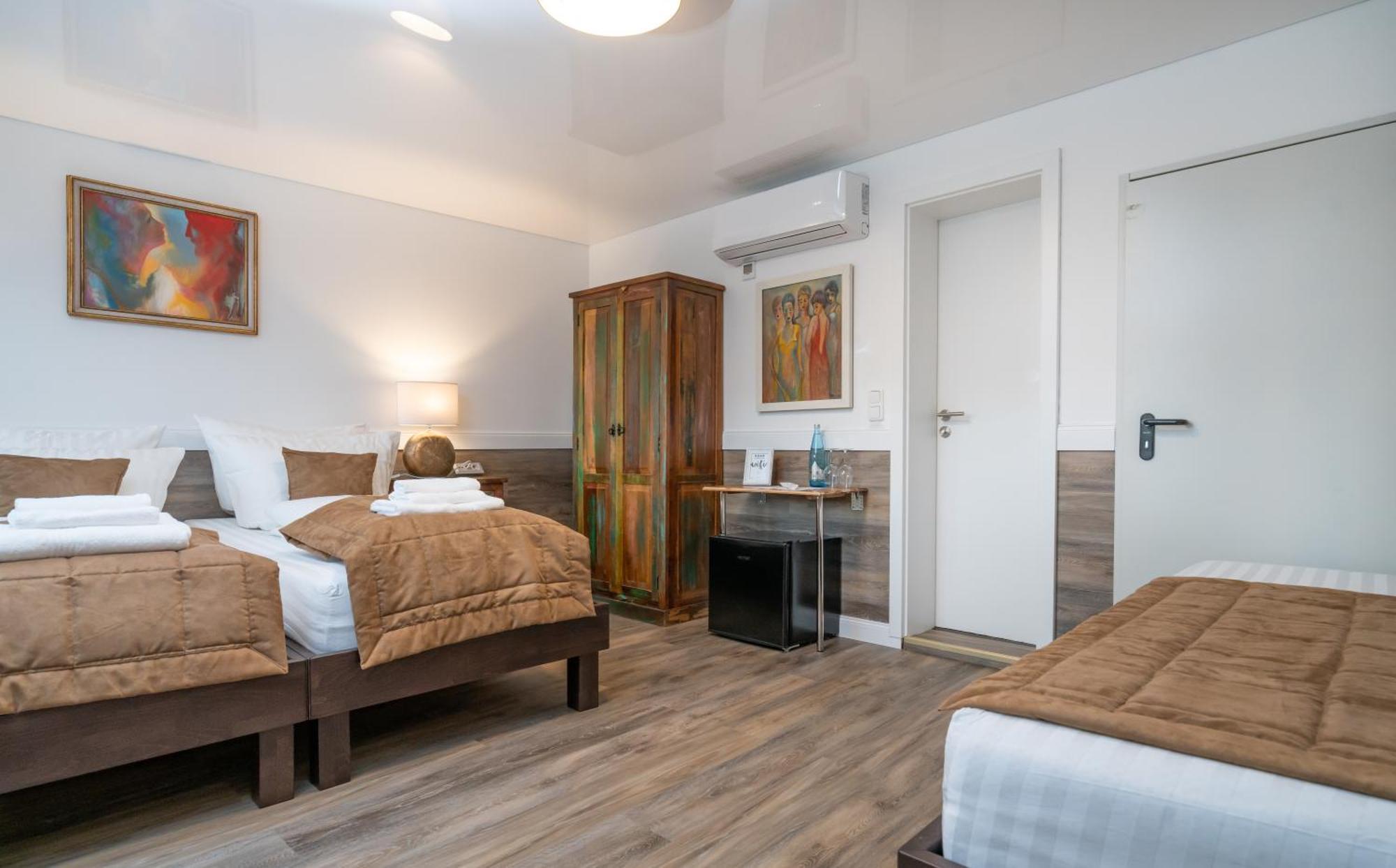 Landhotel Engel & Kreuz Ґаґґенау Екстер'єр фото