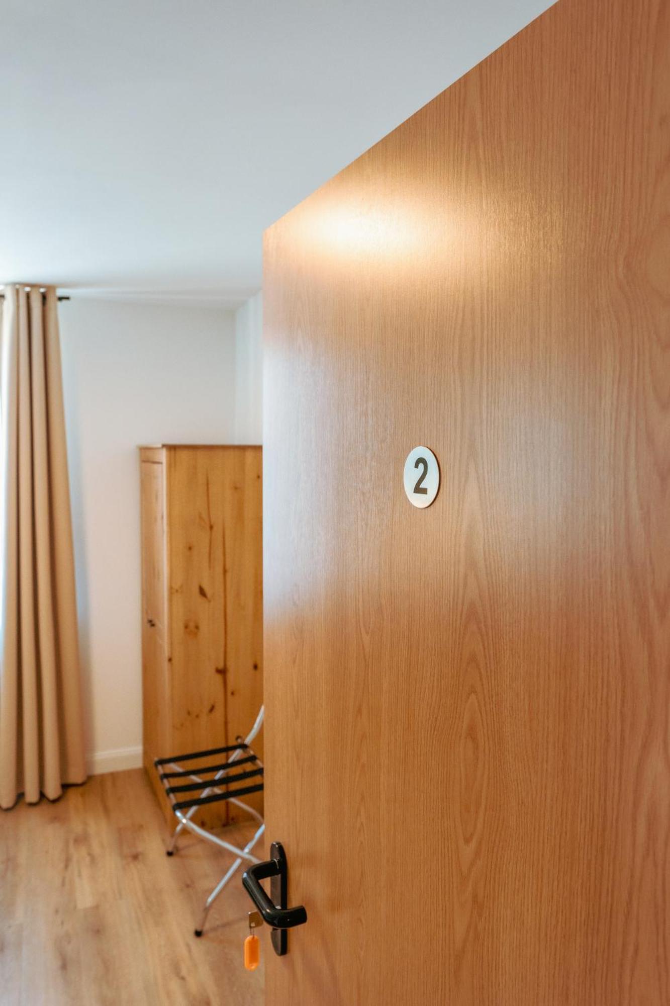 Landhotel Engel & Kreuz Ґаґґенау Екстер'єр фото