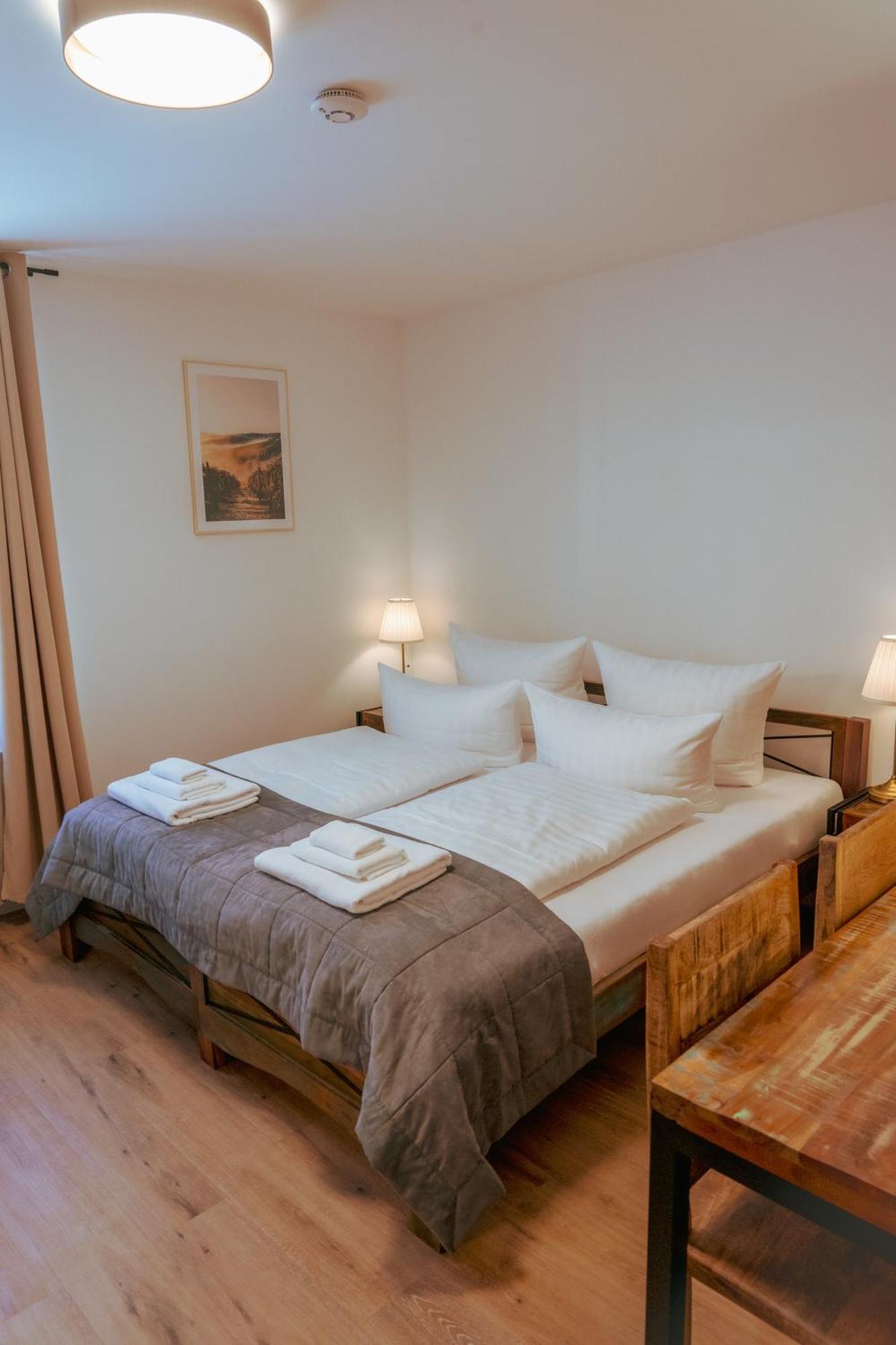 Landhotel Engel & Kreuz Ґаґґенау Екстер'єр фото