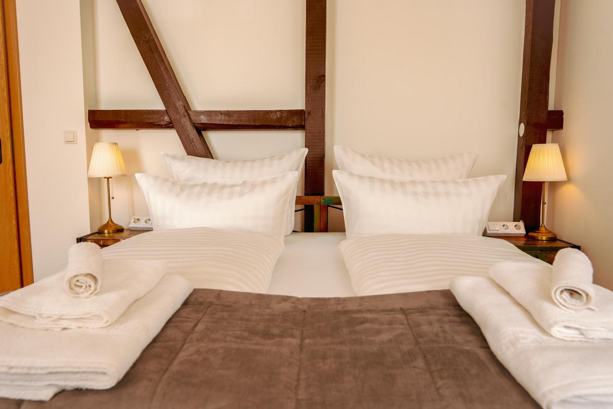 Landhotel Engel & Kreuz Ґаґґенау Екстер'єр фото