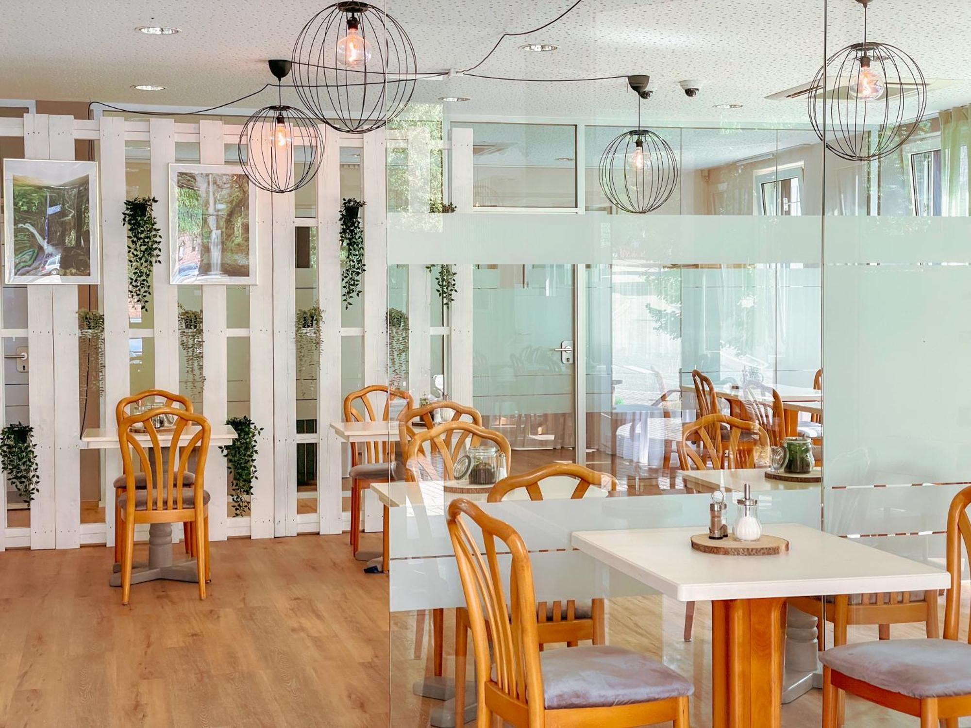 Landhotel Engel & Kreuz Ґаґґенау Екстер'єр фото