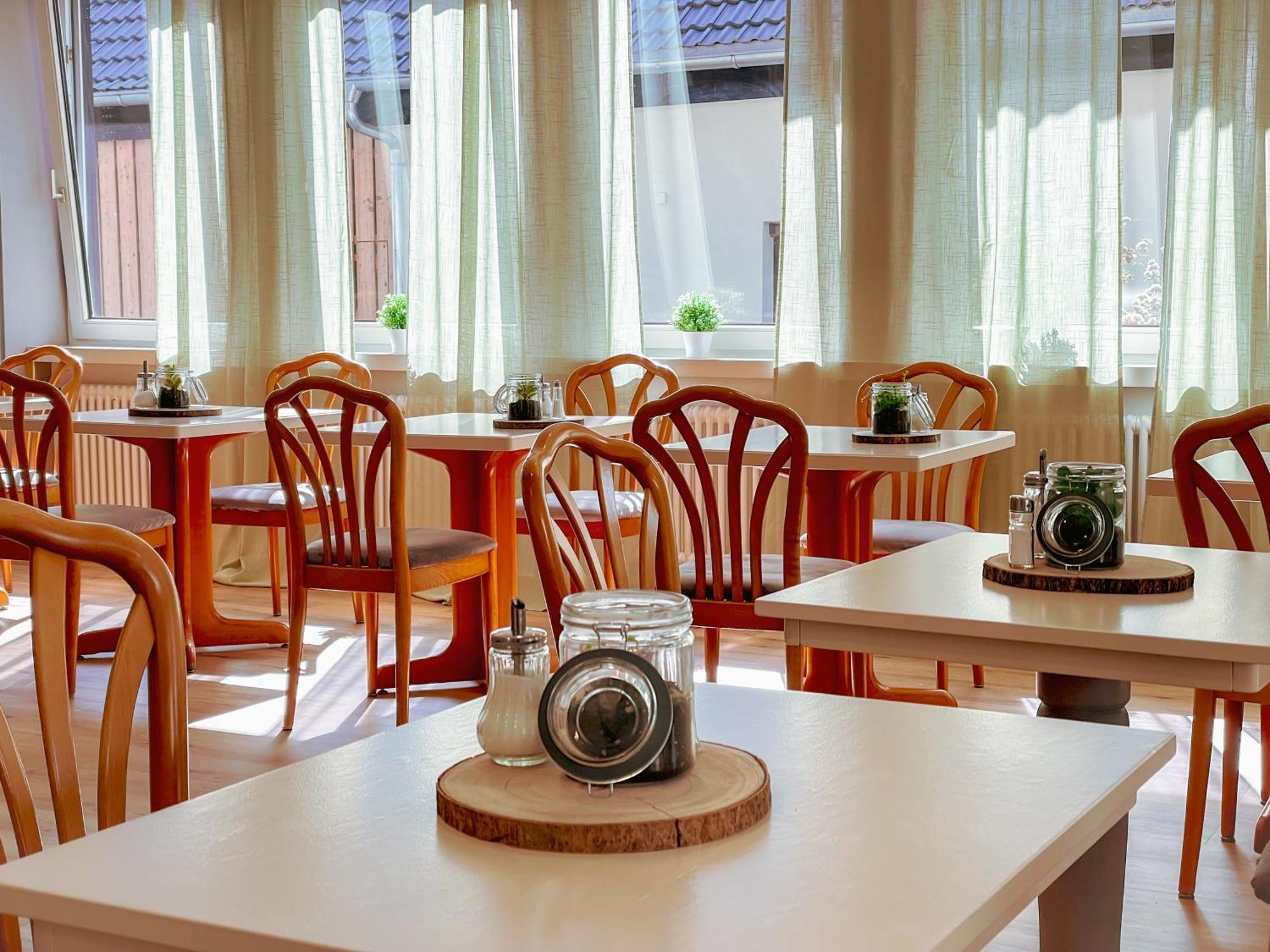 Landhotel Engel & Kreuz Ґаґґенау Екстер'єр фото